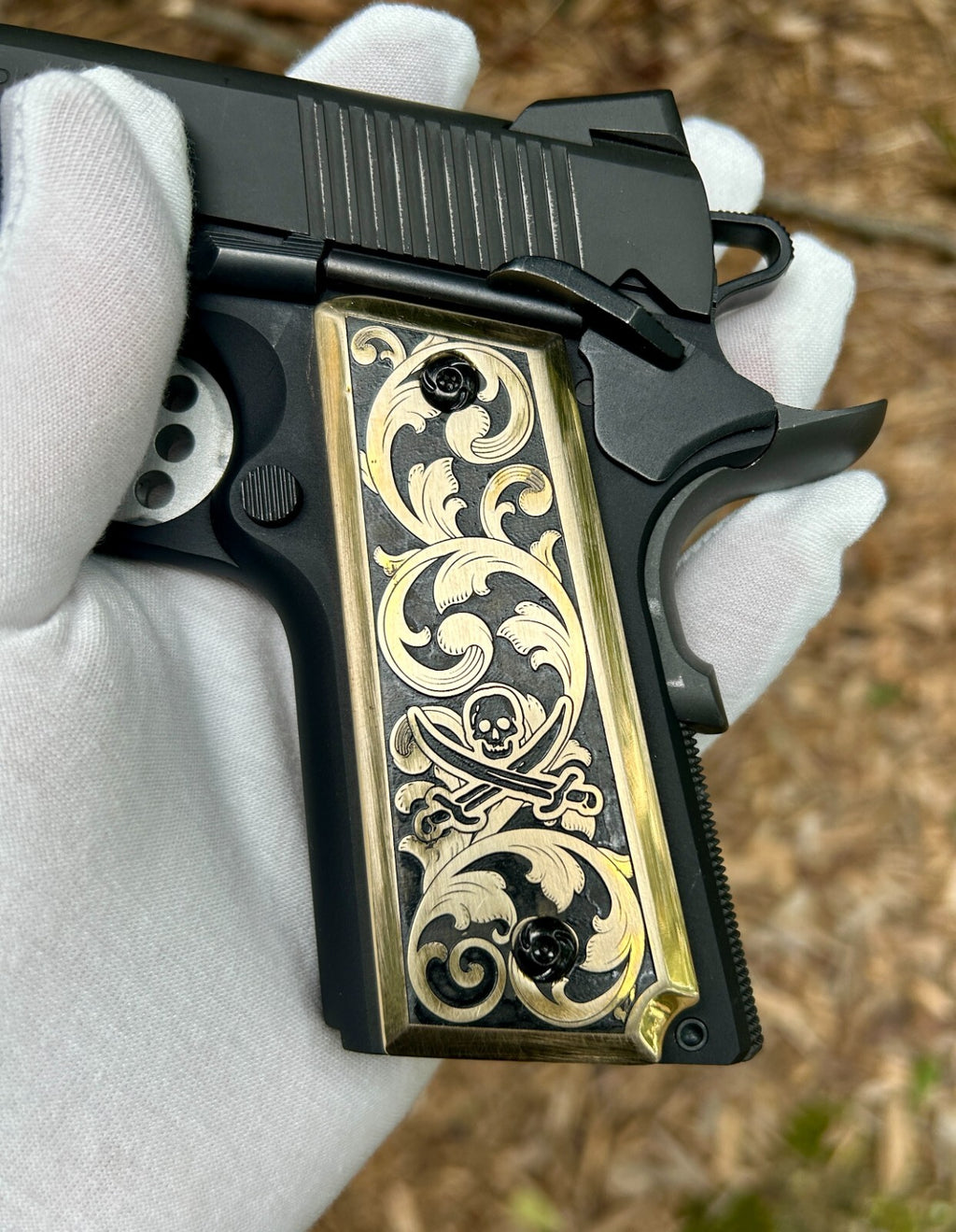 Blackbeard’s Flag Jolly Roger 1911 Compact Grips | Custom Engraved Brass |
