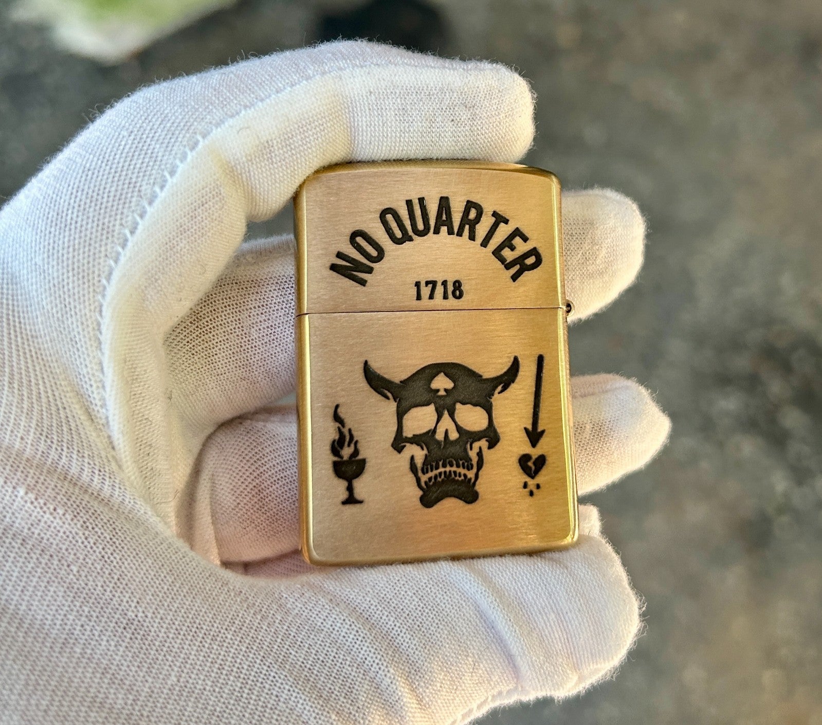 Blackbeard’s Flag 1718 “No Quarter” Zippo Armor Brass | Deep Engraved Jolly Roge