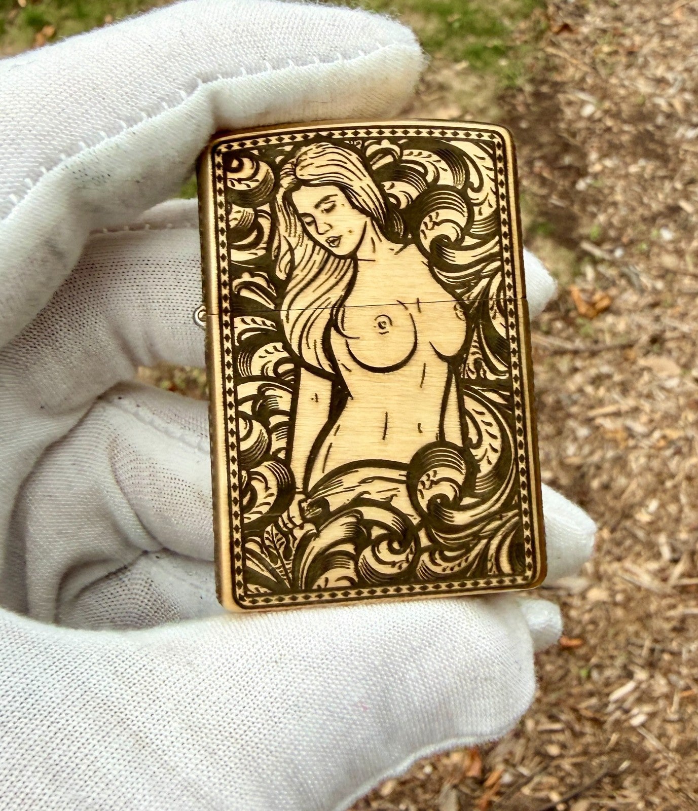 Pinup Girl Engraved Brass Zippo Butane Cigar Lighter Zippo Authentic Insert