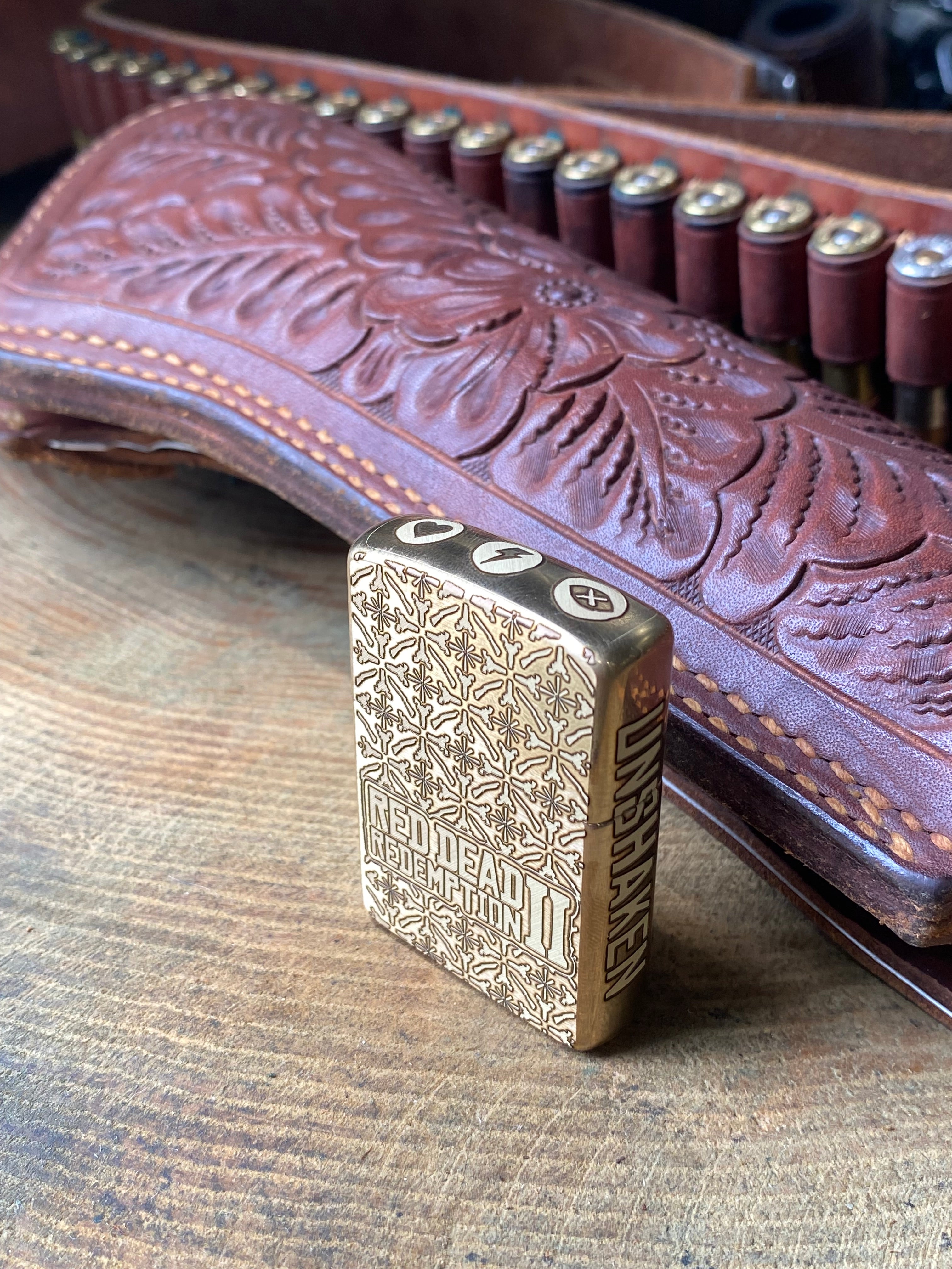 Red Dead Redemption 2 | 5 Side Engraved | Brass Armor Zippo
