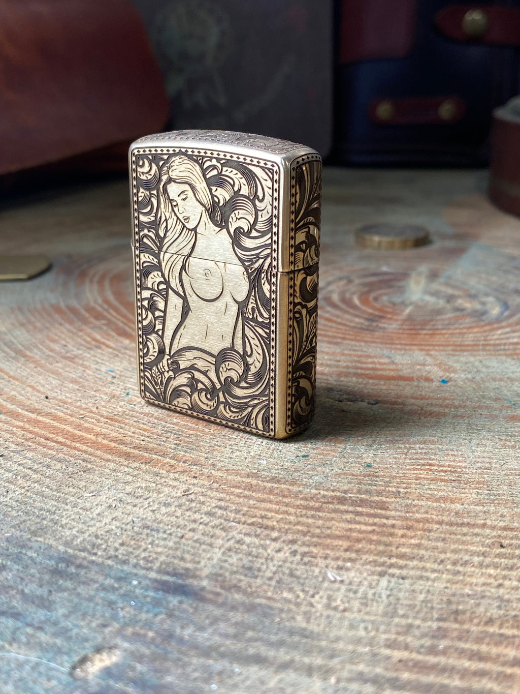 Pinup Girl | 5 Side Engraved | Brass Armor Zippo