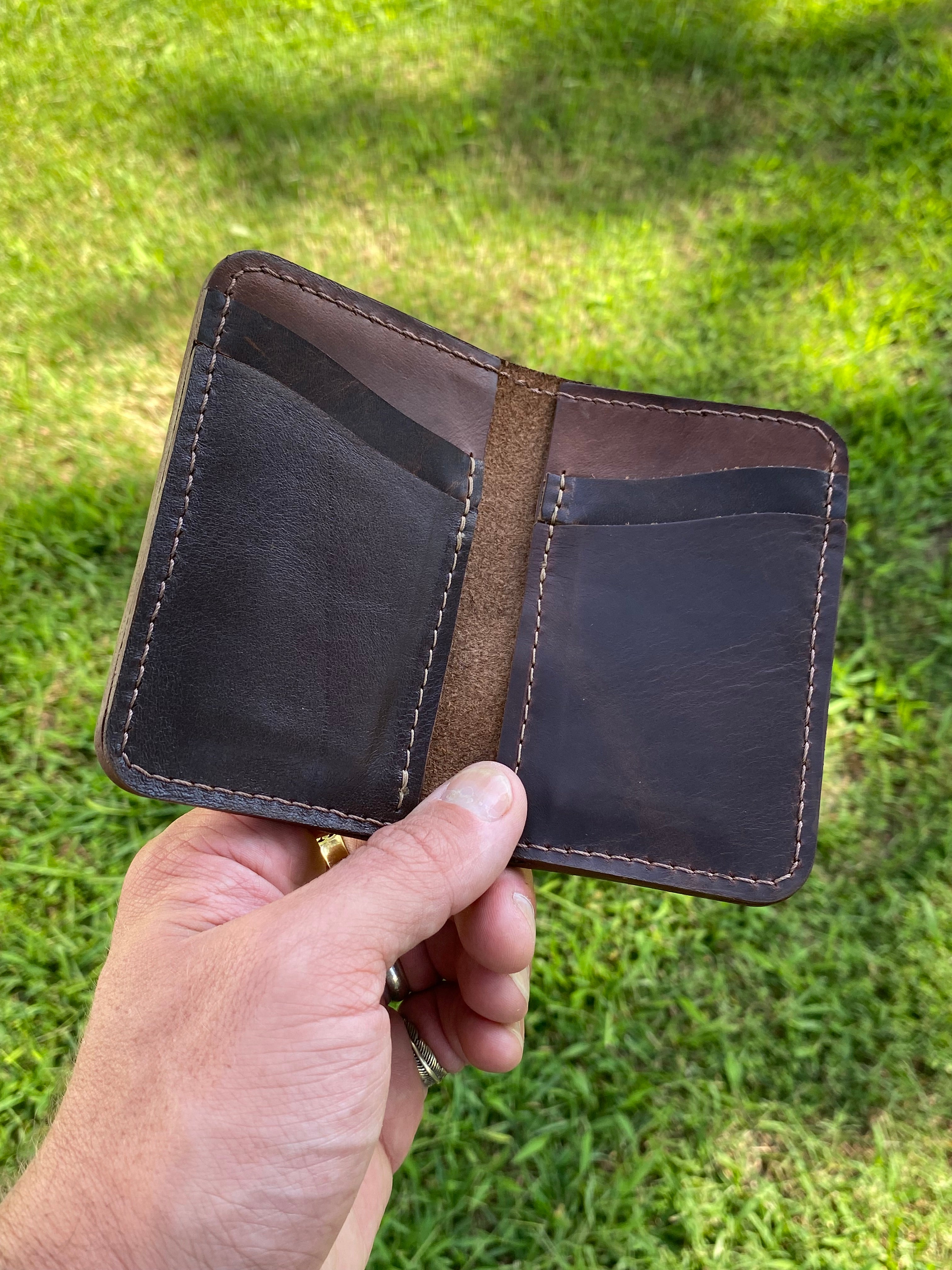 Vertical Wallet | Horween Chromexcel | Natural