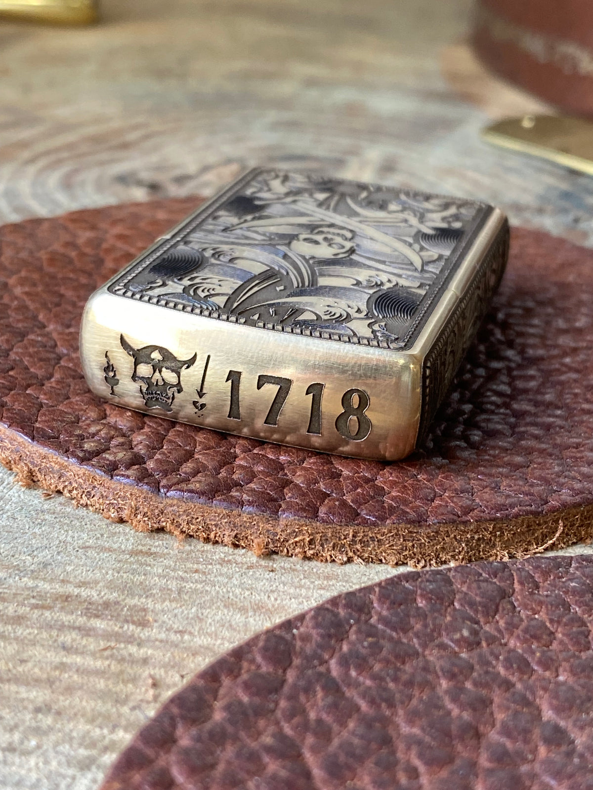 Blackbeard Jolly Roger Filigree | 5 Side Engraved | Brass Armor Zippo