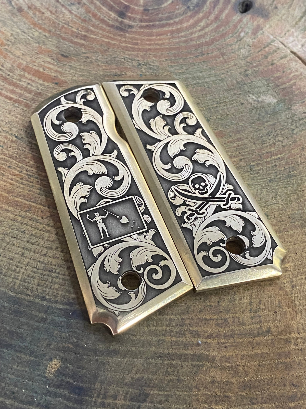 1911 Compact | Blackbeard’s Flag Jolly Roger | Solid Brass
