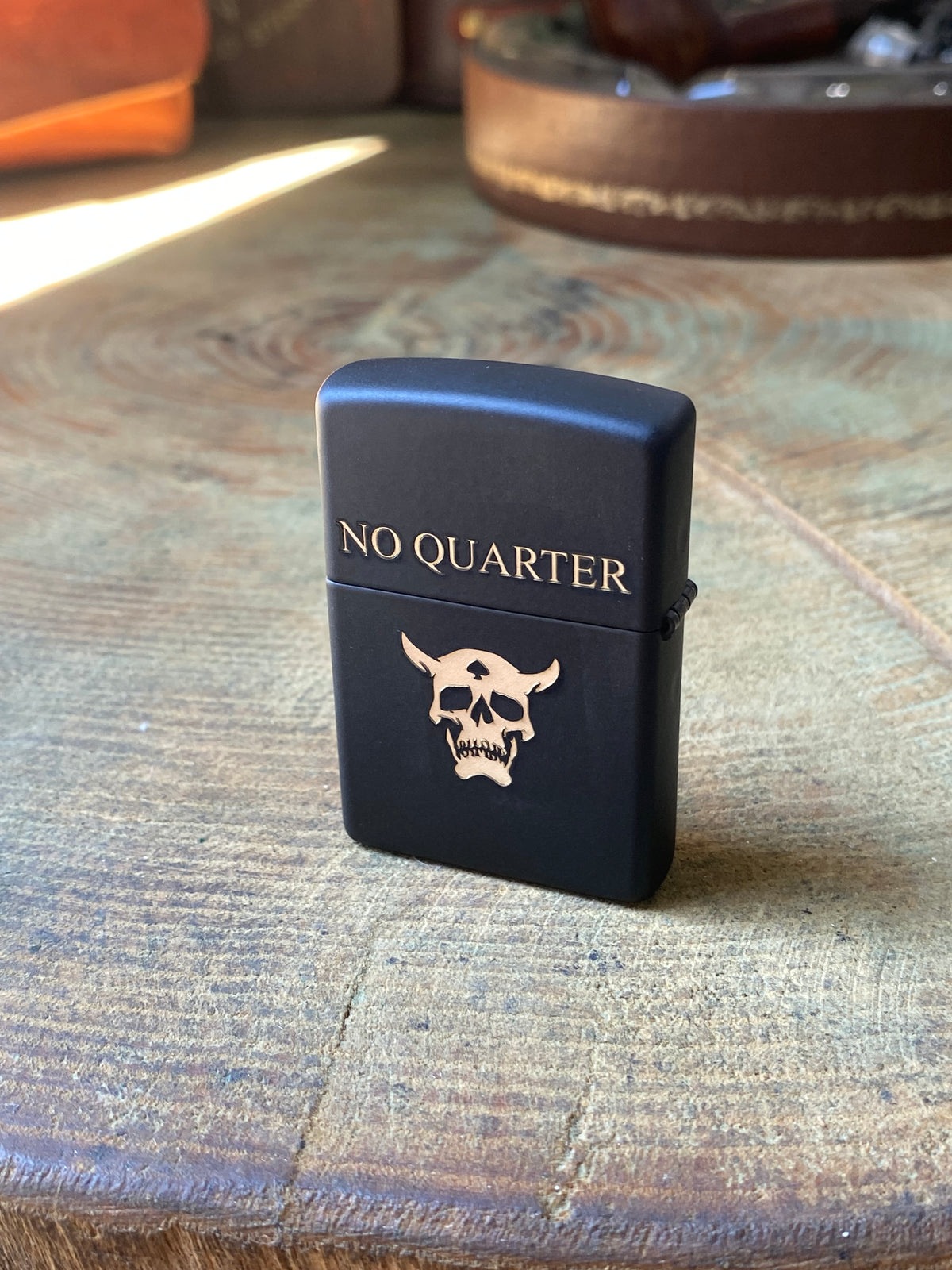 Blackbeards Flag | 2 Side Engraved | Black Matte Zippo